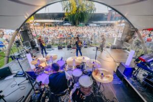 Glanzlichter Open Air mit der Coverband MAFFAY Pur +++ Foto: Besim Mazhiqi