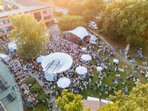 Glanzlichter Open Air mit der Coverband MAFFAY Pur +++ Foto: Besim Mazhiqi