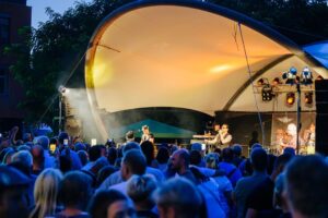 Glanzlichter Open Air mit der Coverband MAFFAY Pur +++ Foto: Besim Mazhiqi