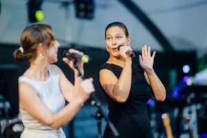 Glanzlichter Open Air mit der Coverband This is Tina +++ Foto: Besim Mazhiqi