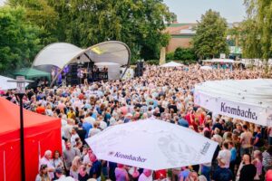 Glanzlichter Open Air mit der Coverband Falco meets Michael Jackson +++ Foto: Besim Mazhiqi