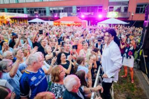 Glanzlichter Open Air mit der Coverband Falco meets Michael Jackson +++ Foto: Besim Mazhiqi
