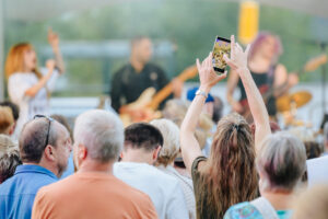 Glanzlixchter Open Air im Bürgerpark Schloß Holte-Stukenbrock +++ Taylor Experience +++ Foto: Besim Mazhiqi