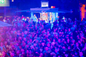 Glanzlichter Open Air im Bürgerpark Schloß Holte-Stukenbrock +++ Kaiser Tribute Band +++ Foto: Besim Mazhiqi