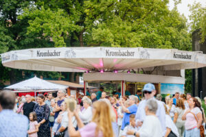 Glanzlichter Open Air im Bürgerpark Schloß Holte-Stukenbrock +++ Kaiser Tribute Band +++ Foto: Besim Mazhiqi